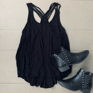 STORE CLOSING FINAL SALE ✨ Forever 21 Crisscross Black Tank
